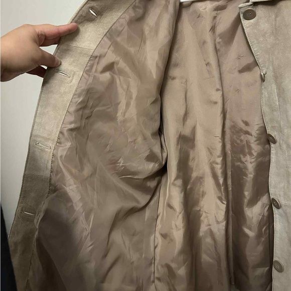 Vintage Bernardo Tan Suede Trench Coat size xl - Picture 4 of 8